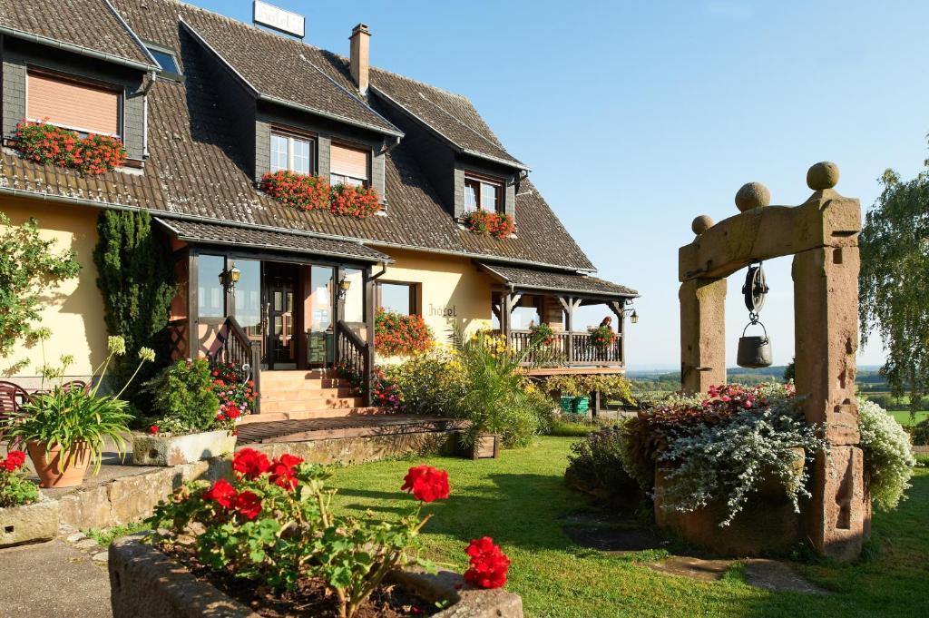 Hotel Restaurant Faller Emmebuckel Itterswiller Exterior foto